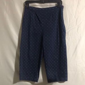 Capacity polka dot capris size 8 navy